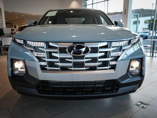 2023 Hyundai SANTA CRUZ SE