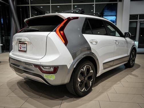 2023 Kia Niro EV Wave