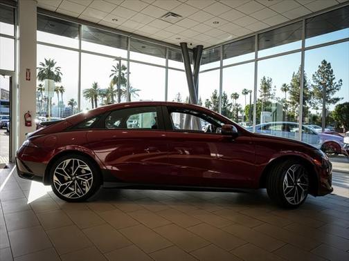 2025 Hyundai IONIQ 6 SEL