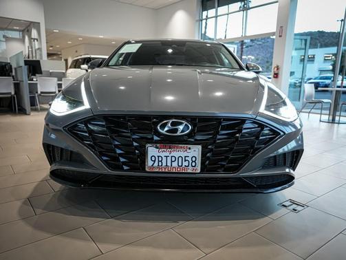 2022 Hyundai SONATA SEL