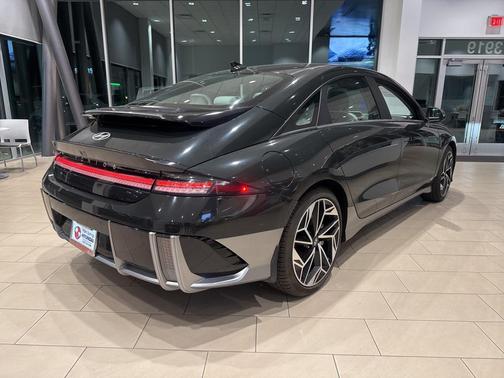 2023 Hyundai IONIQ 6 SEL