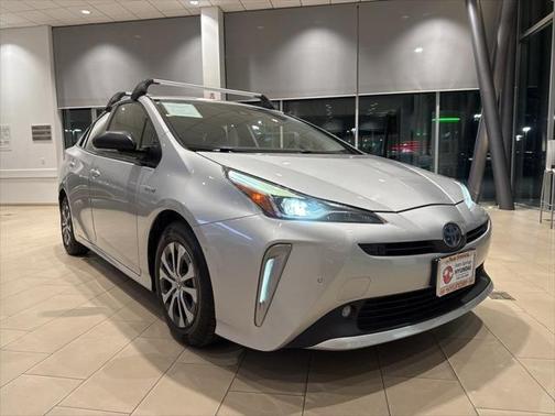 2021 Toyota Prius LE