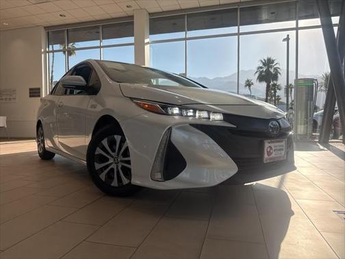 2022 Toyota Prius Prime LE