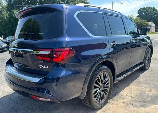 2023 INFINITI QX80 SENSORY