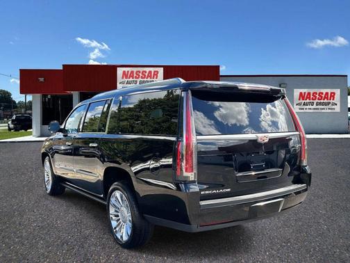 2019 Cadillac Escalade ESV Sport Platinum