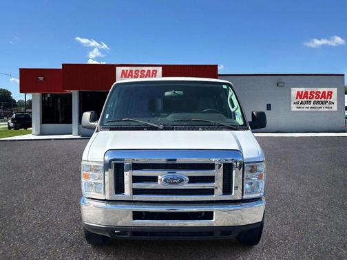 2014 Ford E350 Super Duty XLT