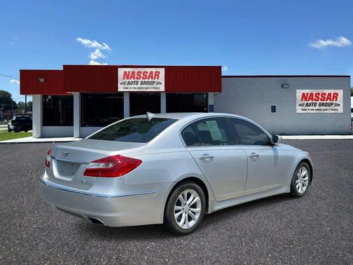2013 Hyundai Genesis 3.8