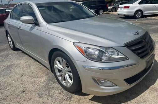 2013 Hyundai Genesis 3.8
