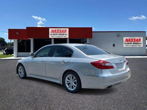 2013 Hyundai Genesis 3.8