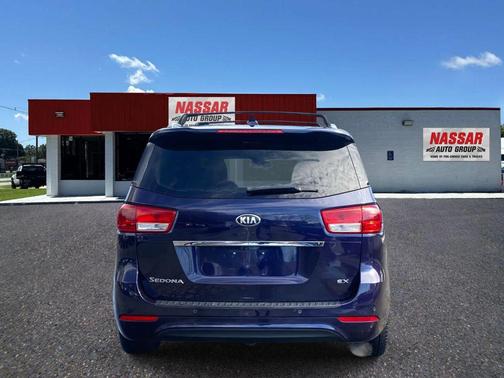 2018 Kia Sedona EX