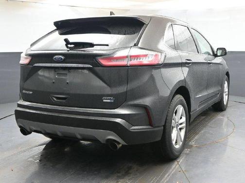 Magnetic 2019 Ford Edge SEL