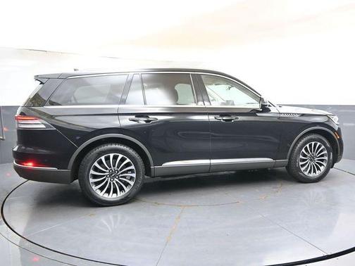 Black 2021 Lincoln Aviator Reserve AWD