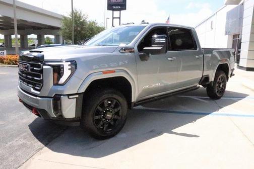 2025 GMC Sierra 2500 AT4