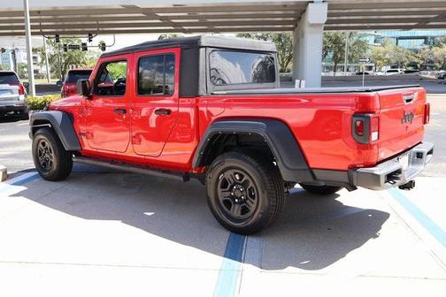 2022 Jeep Gladiator Sport