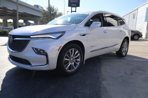 2023 Buick Enclave Avenir