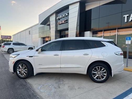 2023 Buick Enclave Avenir