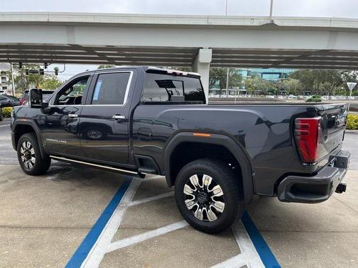 2024 GMC Sierra 2500 Denali