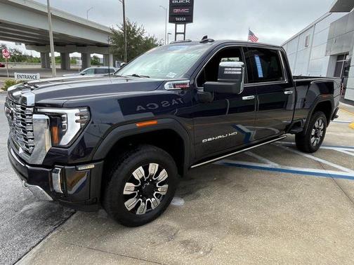 2024 GMC Sierra 2500 Denali