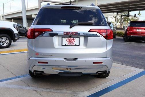 2018 GMC Acadia Denali