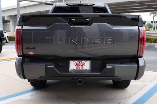 2023 Toyota Tundra Hybrid Platinum