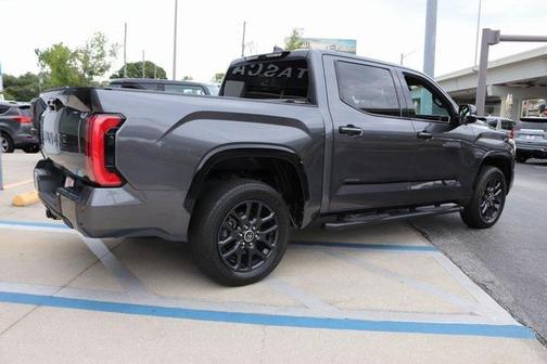 2023 Toyota Tundra Hybrid Platinum