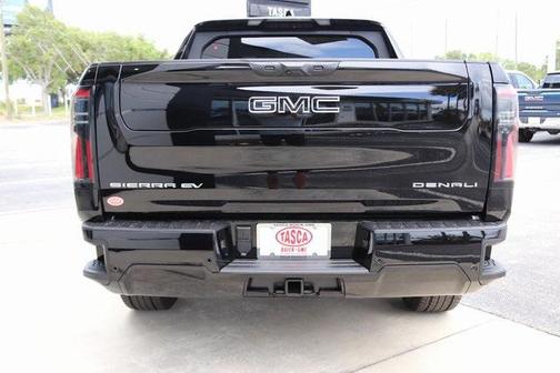 2025 GMC Sierra EV Max Range Denali