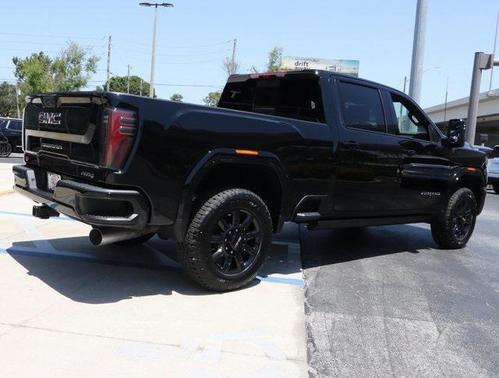 2025 GMC Sierra 2500 AT4