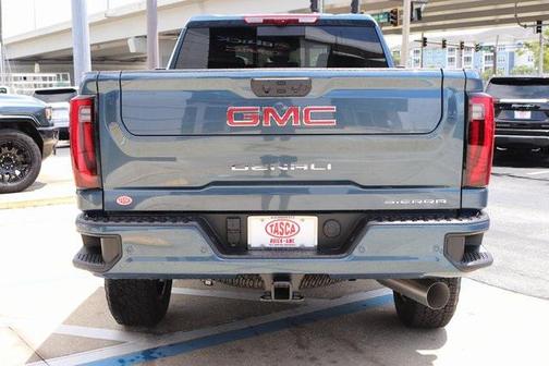 2025 GMC Sierra 3500 Denali
