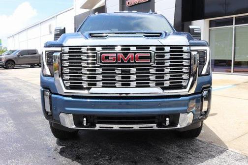 2025 GMC Sierra 3500 Denali