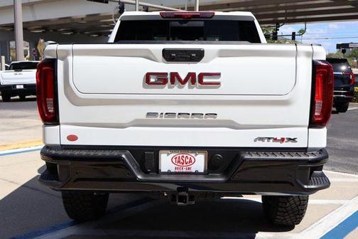 2025 GMC Sierra 1500 AT4X