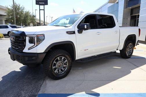 2025 GMC Sierra 1500 AT4X