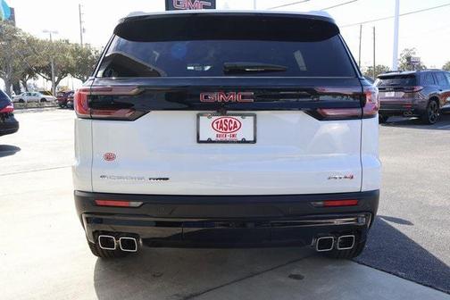 2025 GMC Acadia AWD AT4