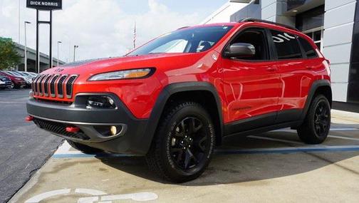 Firecracker Red Clearcoat 2017 Jeep Cherokee Trailhawk