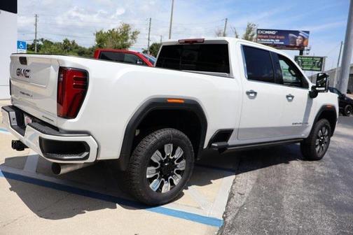 2025 GMC Sierra 3500 Denali