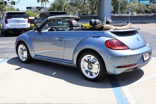 2019 Volkswagen Beetle 2.0T SE