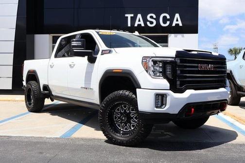 2023 GMC Sierra 2500 AT4