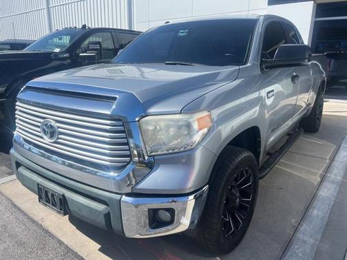 2017 Toyota Tundra SR5