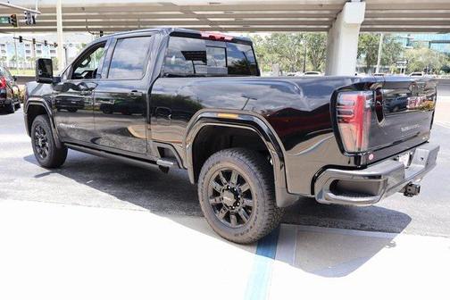 2025 GMC Sierra 2500 AT4