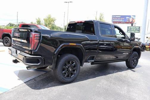 2025 GMC Sierra 2500 AT4