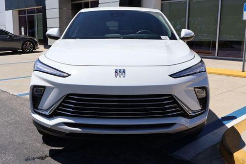 Summit White 2026 Buick Envista Preferred FWD