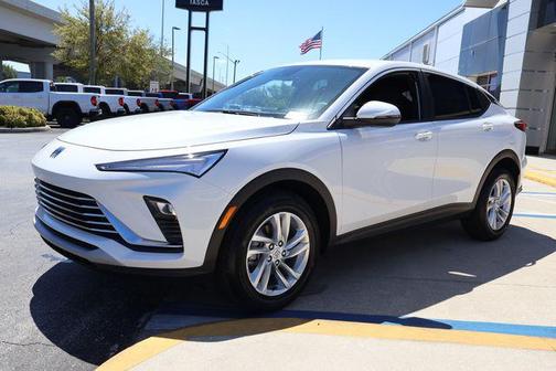 Summit White 2026 Buick Envista Preferred FWD