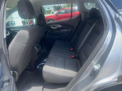 Sterling Metallic 2023 GMC Terrain SLE
