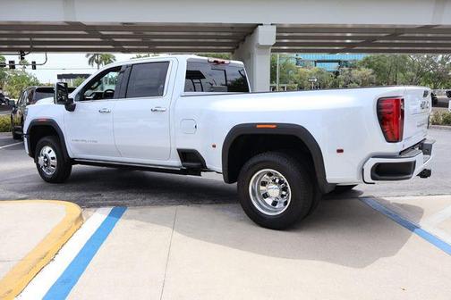Glacier White Tricoat 2026 GMC Sierra 3500 Denali