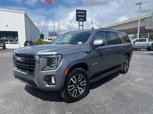 2021 GMC Yukon XL 4WD AT4