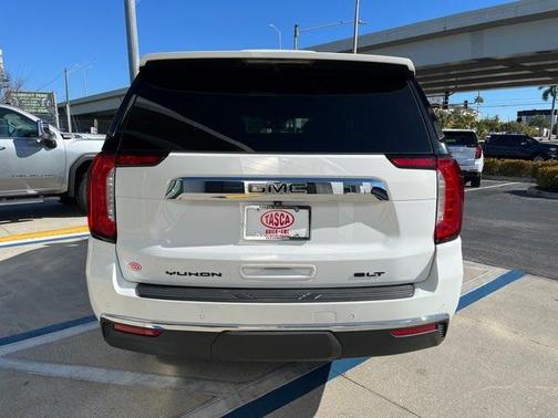 2022 GMC Yukon XL SLT