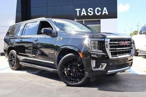 2022 GMC Yukon XL SLT