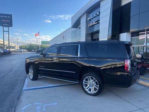 2019 GMC Yukon XL SLT