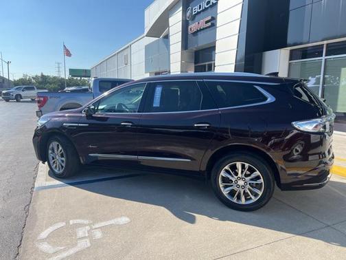 2022 Buick Enclave AWD Avenir