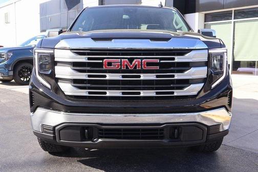 2025 GMC Sierra 1500 SLE