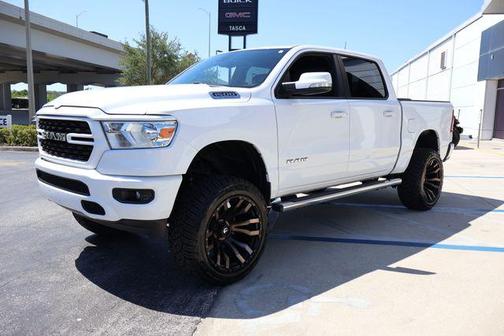 Bright White Clearcoat 2022 RAM 1500 Big Horn/Lone Star